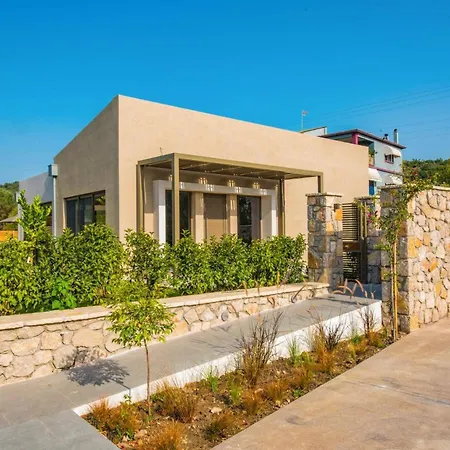 Mandola Sweet By * Lygia (Lefkada)